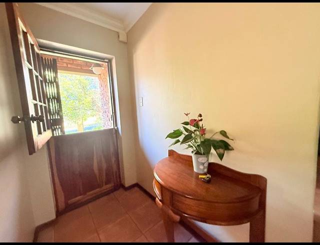 2 BEDROOM HOUSE FOR SALE IN VANDERBIJLPARK SE 4